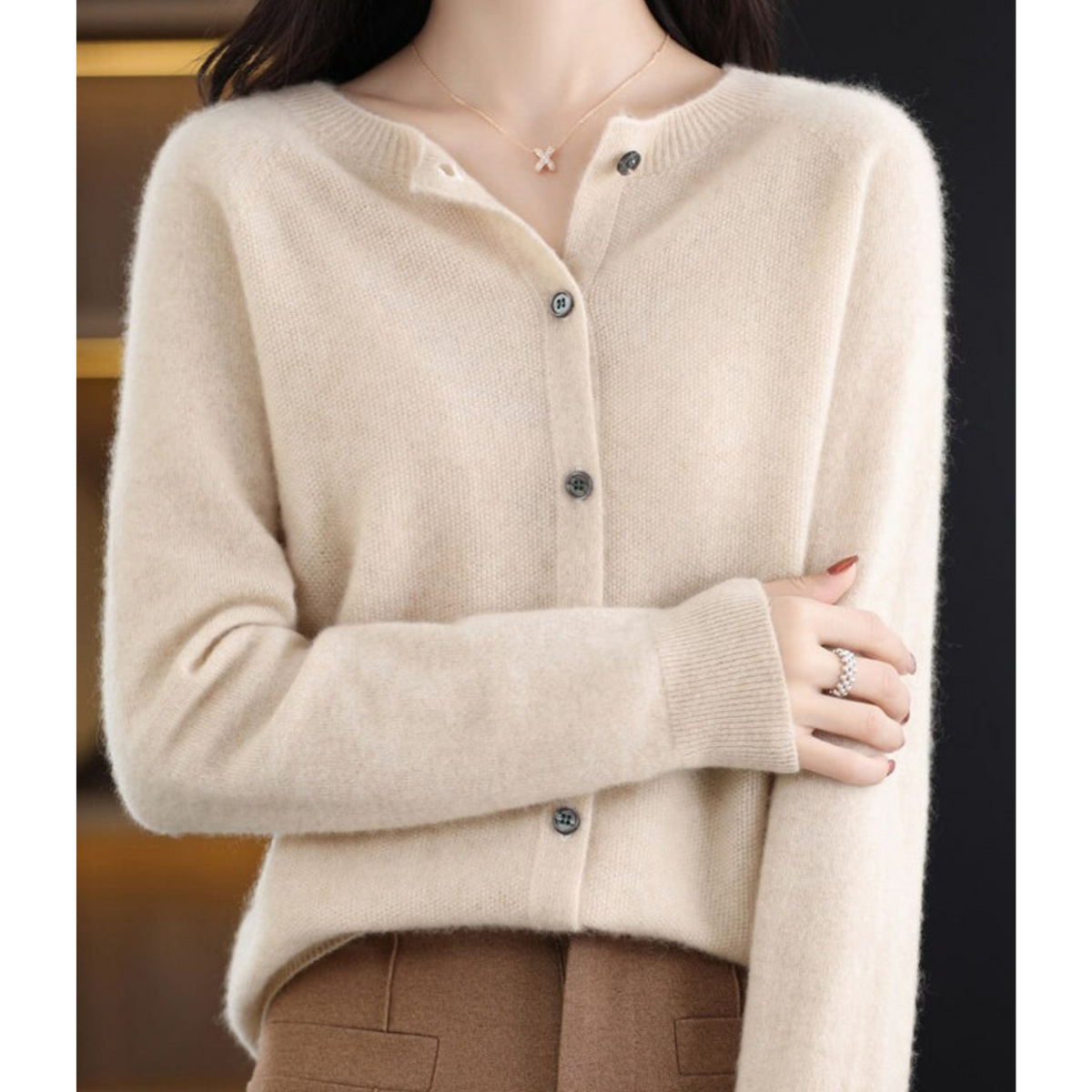 Finnian Women's Cardigan – Sophisticated Plush Merino Wool & Cashmere Cardigan with Crewneck