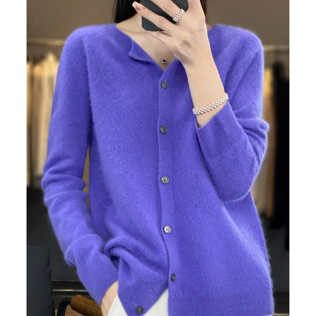 Finnian Women's Cardigan – Sophisticated Plush Merino Wool & Cashmere Cardigan with Crewneck