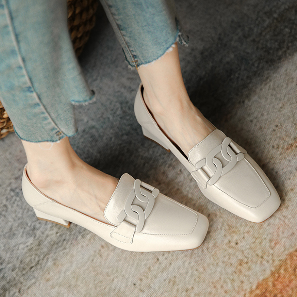 Verity Women's Mary Jane Loafers – Leather Shoes with a Chunky Heel for All-Day Comfort