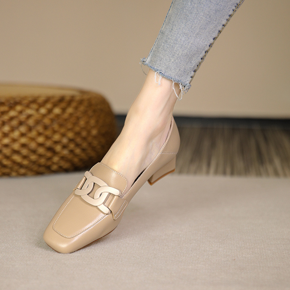 Verity Women's Mary Jane Loafers – Leather Shoes with a Chunky Heel for All-Day Comfort