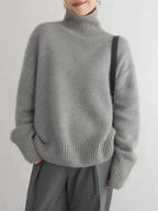 Draven Women's Sweater – Plush Wool Turtleneck, Refined Style for a Chic Winter Look