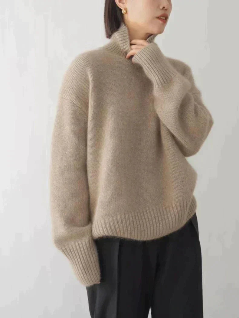 Draven Women's Sweater – Plush Wool Turtleneck, Refined Style for a Chic Winter Look