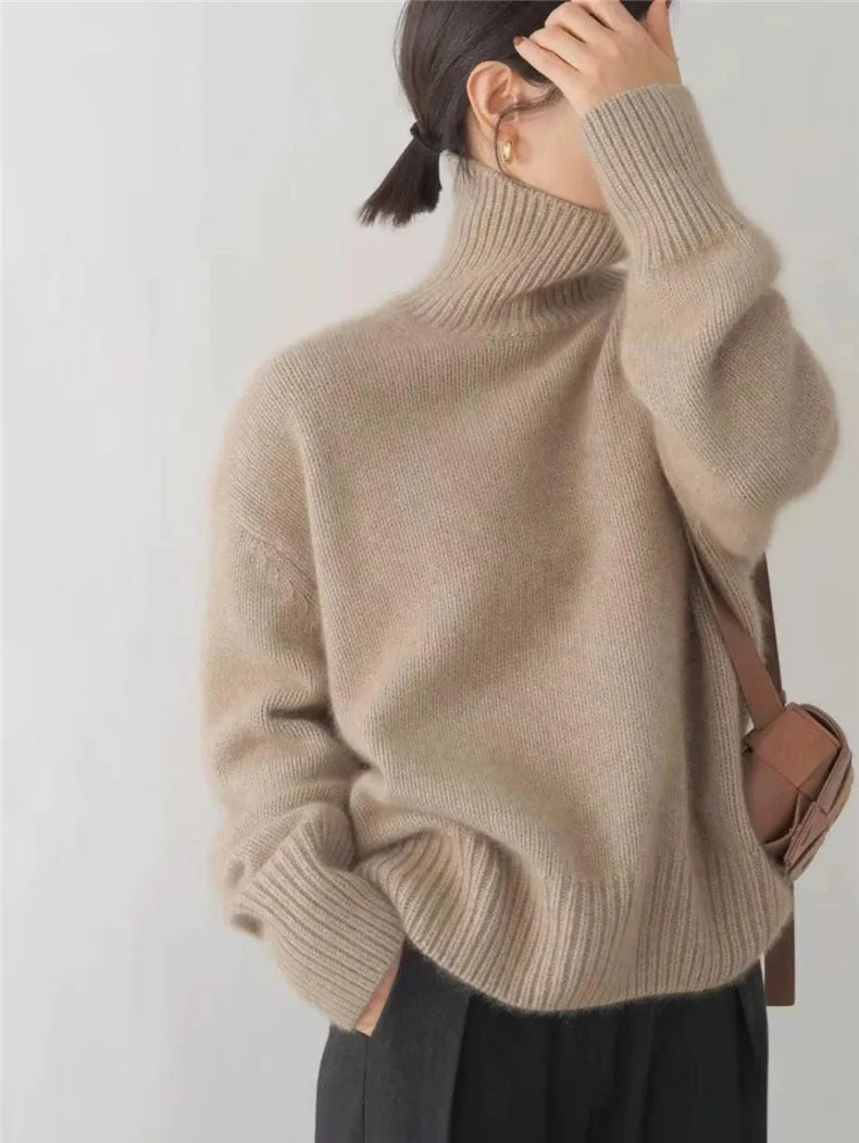 Draven Women's Sweater – Plush Wool Turtleneck, Refined Style for a Chic Winter Look