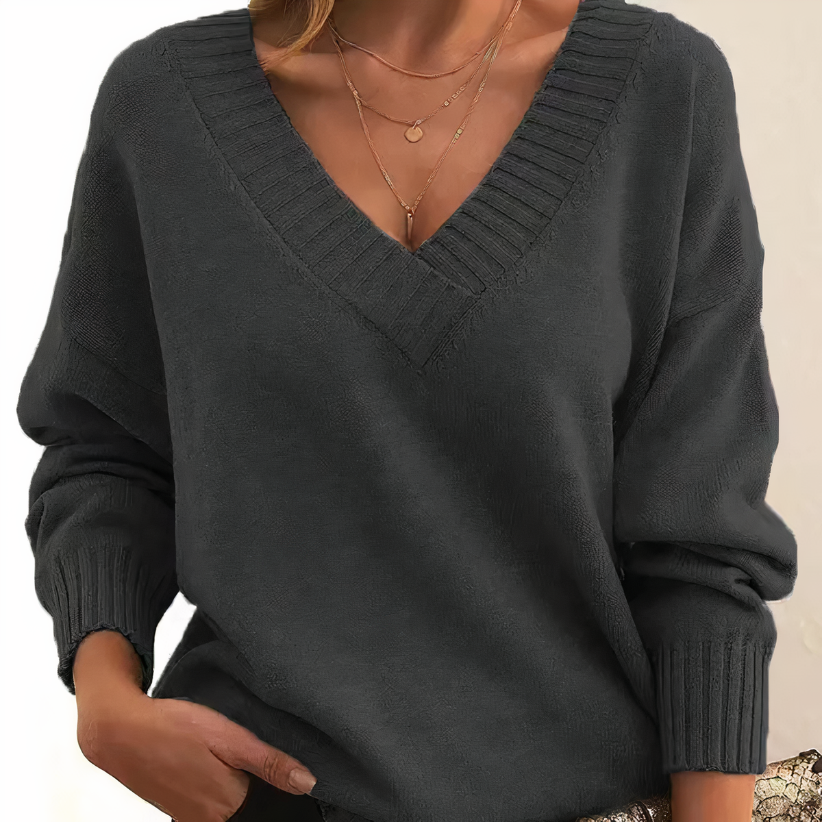 Yseult Women's V-Neckline Cashmere Sweater – 100% Premium Cashmere in a Plush, Cozy, Timeless Fit