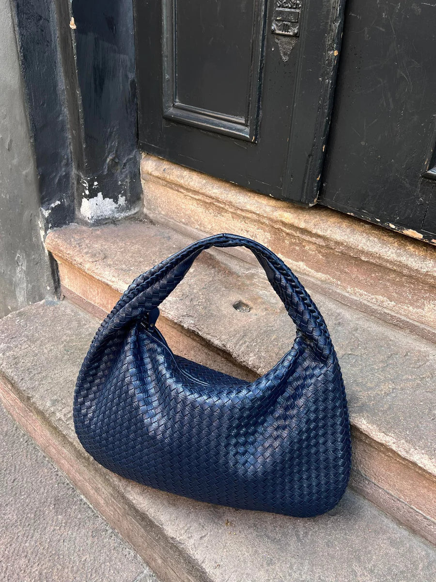 Katriel Braided Handbag for Women – Chic Vegan-Leather Design with Spacious Interior and Zip Fastening