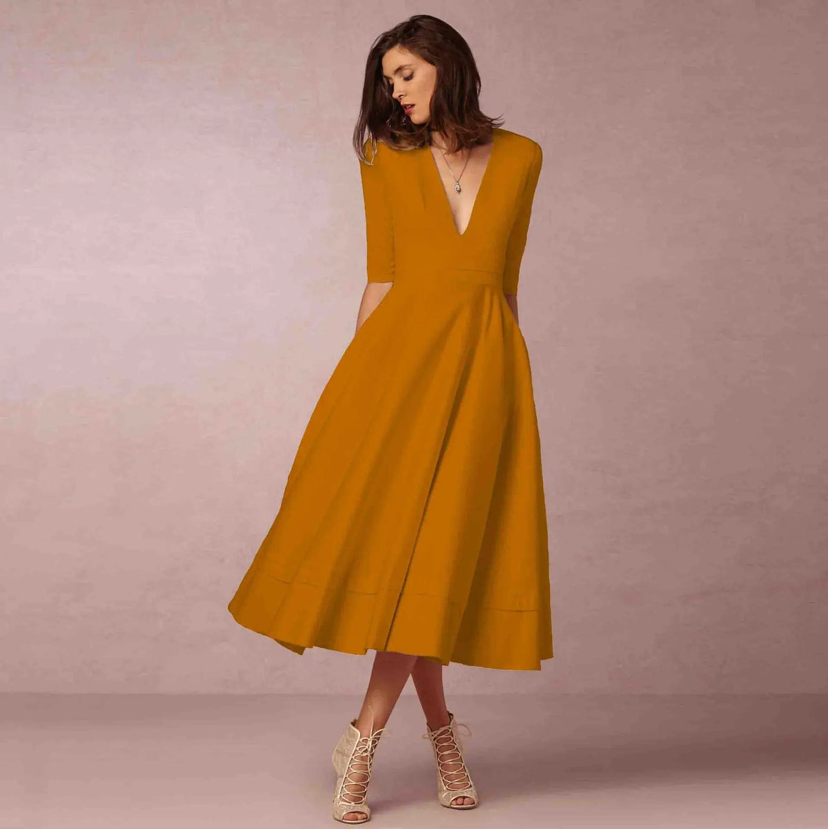 Anouk Women's Midi Dress – Fitted Cotton Dress with an Sophisticated Cut