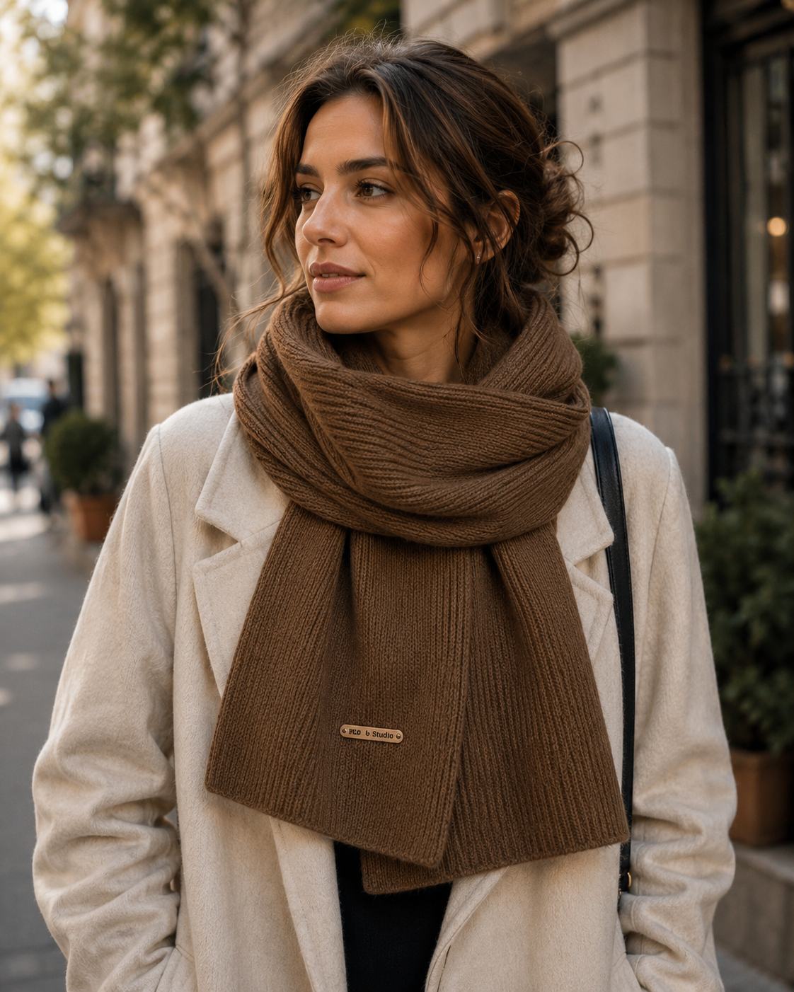 Thorne Women's Cashmere-Blend Scarf – Gentle, Insulating & Versatile Seasonal Accessory
