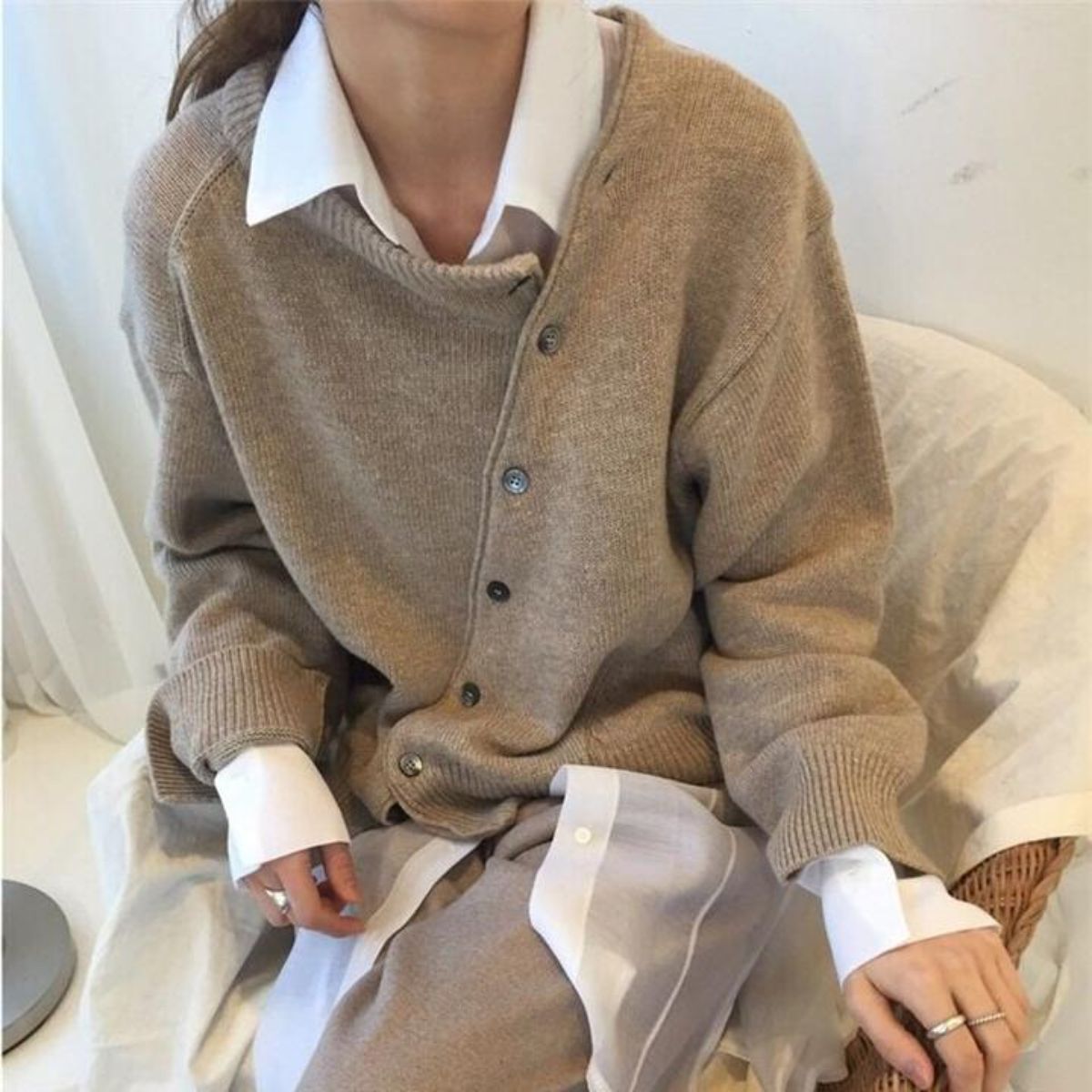 Corinne Women's Cashmere Sweater – Plush, Insulating, Breathable Knit for Fall